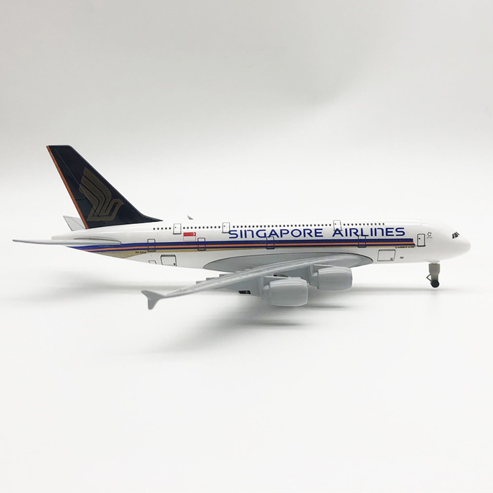 Kids Toys Singapore - 18 センチメートル航空機モデルエアバス A380 シンガポール航空合金飛行機のおもちゃ子供キッズギフトコレクション装​​飾