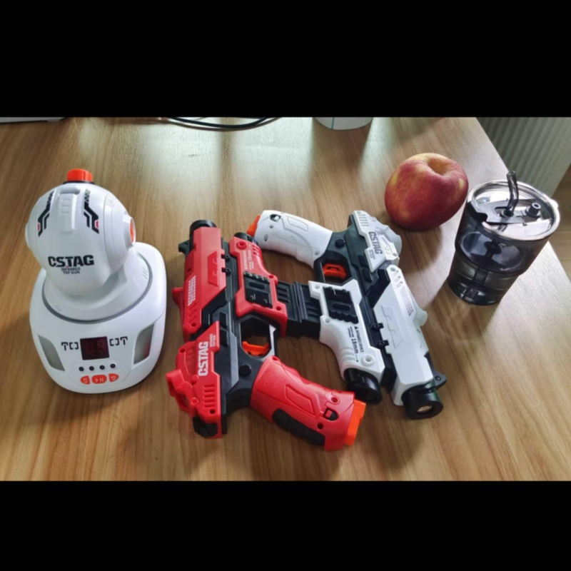 CSTAG プロジェクター射撃ゲーム銃セット新しいキッズギフ - Laser Tag Set Kids のレビューと価格