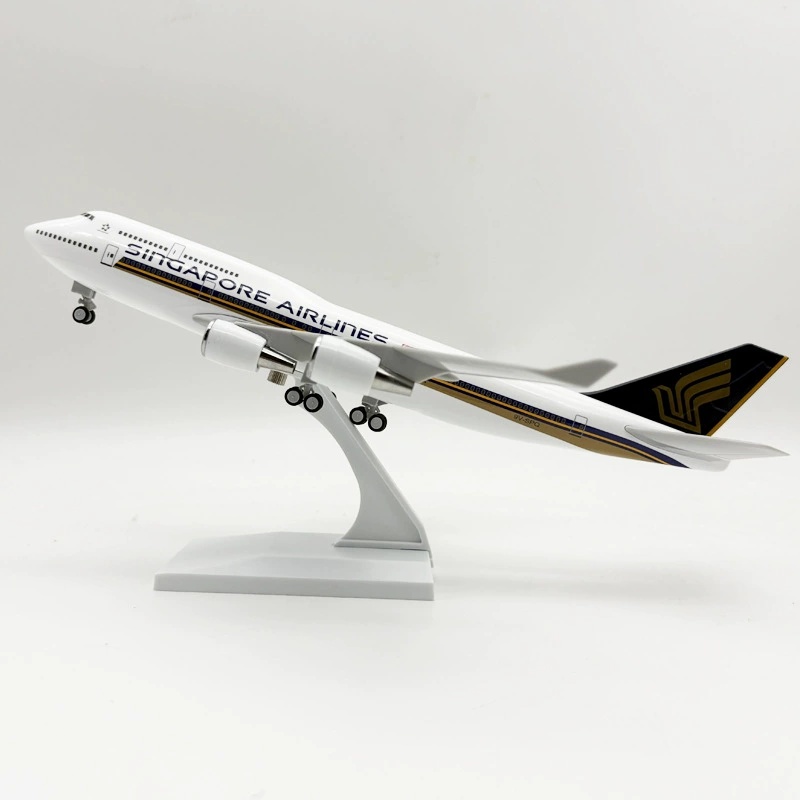 飛行機のおもちゃ 子供用 747 飛行機模型 30CM レジ - Kids Toys Singapore のレビューと価格
