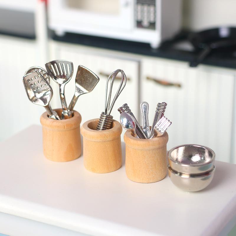 ミニチュアキッチン用品セット 1:12スケール ドールハウス - Play Kitchen Set のレビューと価格