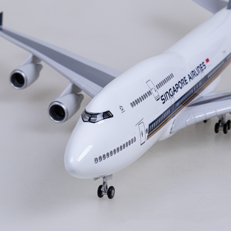 47 センチメートル B747 シンガポールモデル航空機おも - Kids Toys Singapore のレビューと価格