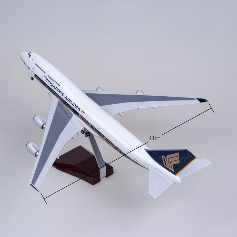 47 センチメートル B747 シンガポールモデル航空機おも - Kids Toys Singapore のレビューと価格